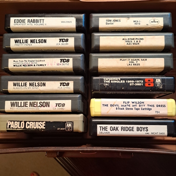 Set of 12 Vintage 8-tracks - Picture 1 of 10